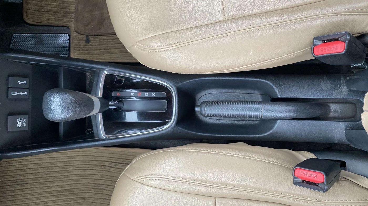 2021 Honda Amaze 1.2L I-VTEC VX CVT, Petrol, Automatic, 36,630 km, Gear Lever