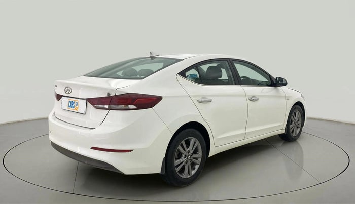 2018 Hyundai New Elantra 1.6 SX MT DIESEL, Diesel, Manual, 1,06,883 km, Right Back Diagonal