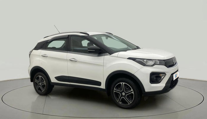 2021 Tata NEXON XM SUNROOF PETROL, Petrol, Manual, 41,496 km, Right Front Diagonal