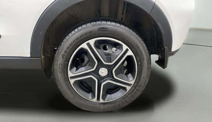 2021 Tata NEXON XM SUNROOF PETROL, Petrol, Manual, 41,496 km, Left Rear Wheel