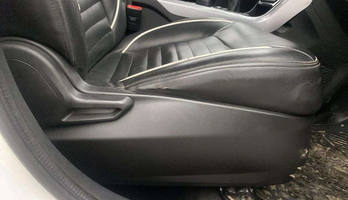 2021 Tata NEXON XM SUNROOF PETROL, Petrol, Manual, 41,496 km, Driver Side Adjustment Panel