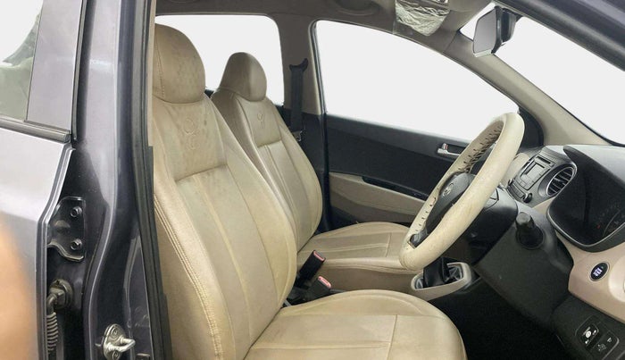 2014 Hyundai Grand i10 SPORTZ 1.2 KAPPA VTVT, CNG, Manual, 56,886 km, Right Side Front Door Cabin