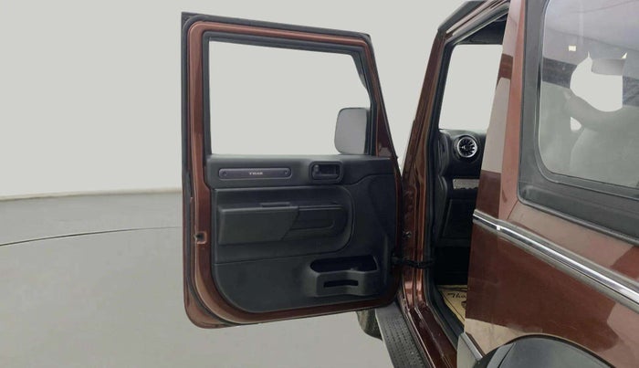 2021 Mahindra Thar LX D 4WD AT CONVERTIBLE, Diesel, Automatic, 44,838 km, LHS Front Door