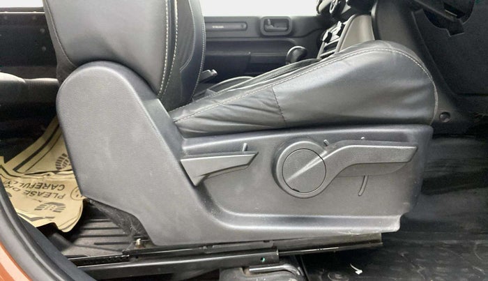 2021 Mahindra Thar LX D 4WD AT CONVERTIBLE, Diesel, Automatic, 44,838 km, Driver Side Adjustment Panel