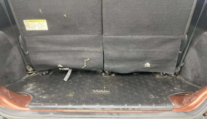 2021 Mahindra Thar LX D 4WD AT CONVERTIBLE, Diesel, Automatic, 44,838 km, Boot Inside