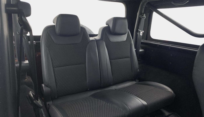 2021 Mahindra Thar LX D 4WD AT CONVERTIBLE, Diesel, Automatic, 44,838 km, Right Side Rear Door Cabin