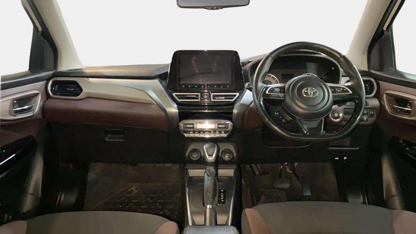 2024 Toyota Urban Cruiser Taisor V 1.0 Petrol AT, Petrol, Automatic, 11,387 km, Dashboard