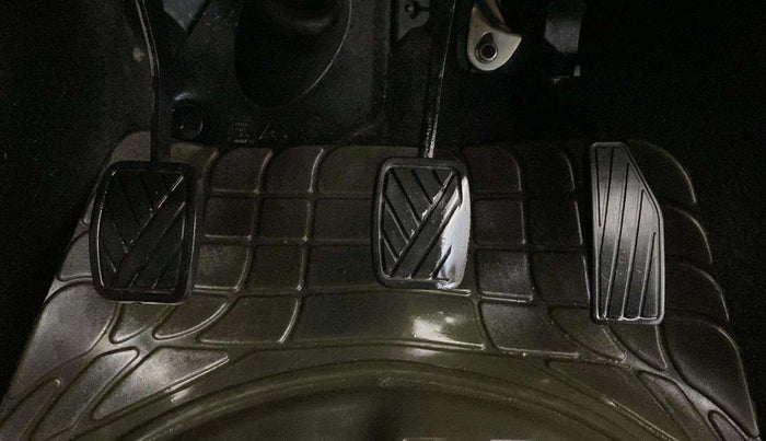 2020 Maruti New Wagon-R LXI CNG (O) 1.0, CNG, Manual, 62,215 km, Pedals