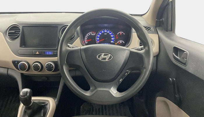 2016 Hyundai Xcent BASE 1.2, Petrol, Manual, 1,33,432 km, Steering Wheel Close Up