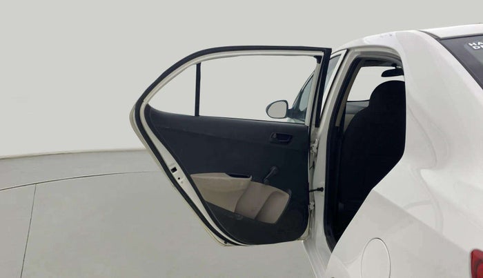 2016 Hyundai Xcent BASE 1.2, Petrol, Manual, 1,33,432 km, LHS Rear Door