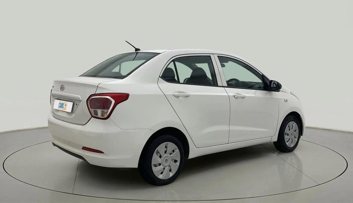 2016 Hyundai Xcent BASE 1.2, Petrol, Manual, 1,33,432 km, Right Back Diagonal
