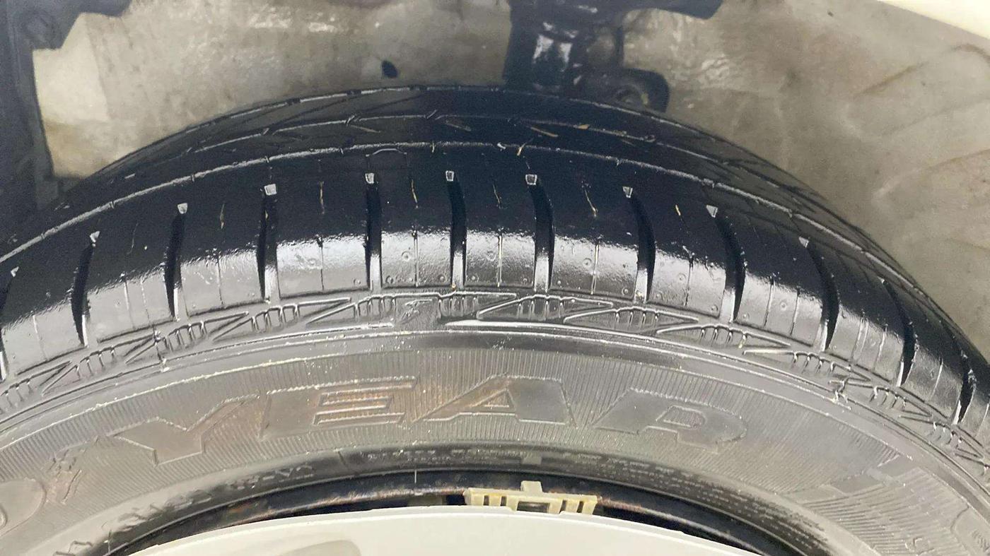 2019 Maruti Celerio VXI, Petrol, Manual, 22,695 km, Left Front Tyre Tread