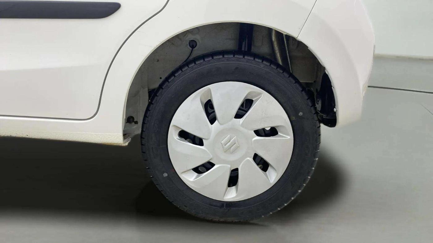 2019 Maruti Celerio VXI, Petrol, Manual, 22,695 km, Left Rear Wheel