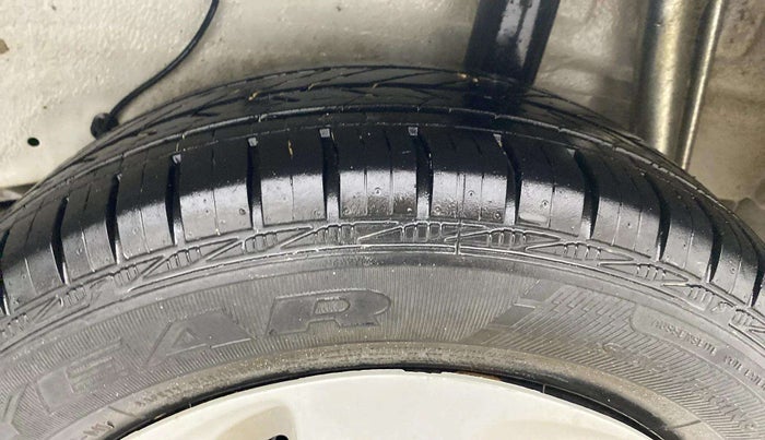 2019 Maruti Celerio VXI, Petrol, Manual, 22,695 km, Left Rear Tyre Tread