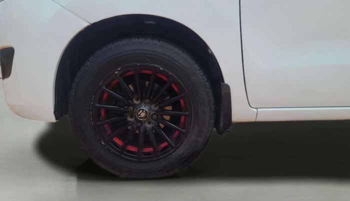 2011 Maruti Wagon R 1.0 LXI, Petrol, Manual, 72,154 km, Left Front Wheel