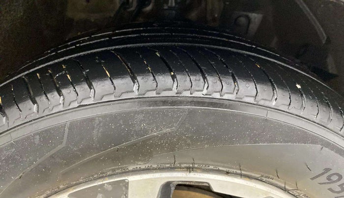 2017 Honda WR-V 1.5L I-DTEC VX MT, Diesel, Manual, 95,491 km, Right Front Tyre Tread