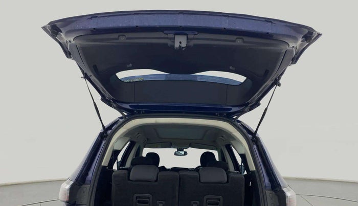 2022 Tata Safari XTA PLUS, Diesel, Automatic, 33,328 km, Boot Door Open