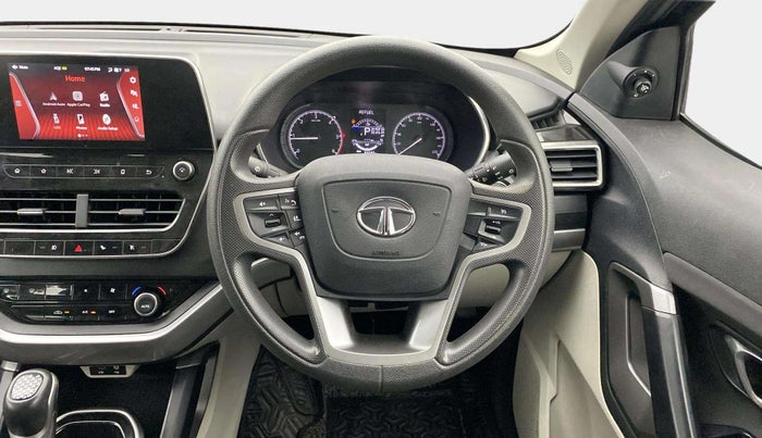 2022 Tata Safari XTA PLUS, Diesel, Automatic, 33,328 km, Steering Wheel Close Up