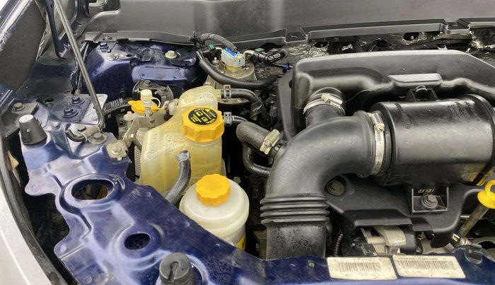 2022 Tata Safari XTA PLUS, Diesel, Automatic, 33,328 km, Engine View - Right