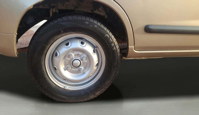 2009 Maruti Alto LXI, Petrol, Manual, 95,100 km, Right Rear Wheel