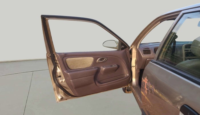 2009 Maruti Alto LXI, Petrol, Manual, 95,100 km, LHS Front Door