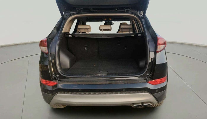 2016 Hyundai Tucson GLS 2WD AT DIESEL, Diesel, Automatic, 1,70,000 km, Boot Inside