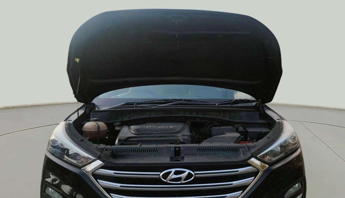 2016 Hyundai Tucson GLS 2WD AT DIESEL, Diesel, Automatic, 1,70,000 km, Open Bonet
