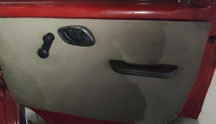 2014 Maruti Eeco 5 STR WITH A/C+HTR, CNG, Manual, 1,70,000 km, Driver Side Door Panels Control