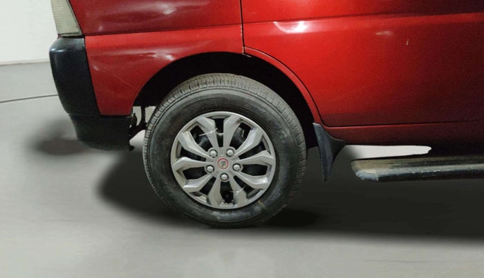 2014 Maruti Eeco 5 STR WITH A/C+HTR, CNG, Manual, 1,70,000 km, Left Front Wheel