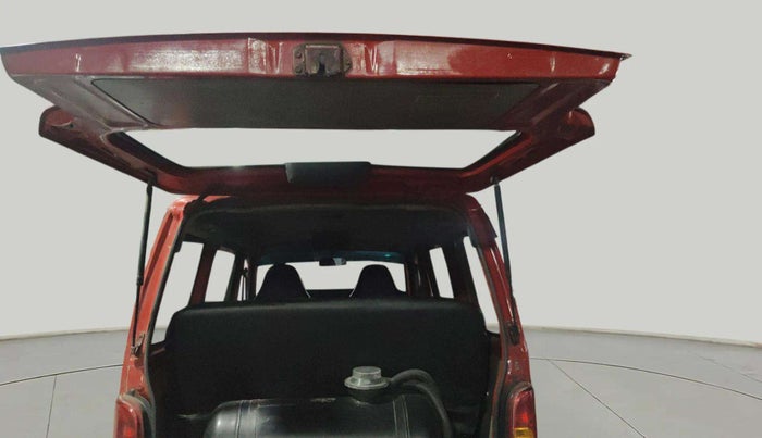 2014 Maruti Eeco 5 STR WITH A/C+HTR, CNG, Manual, 1,70,000 km, Boot Door Open