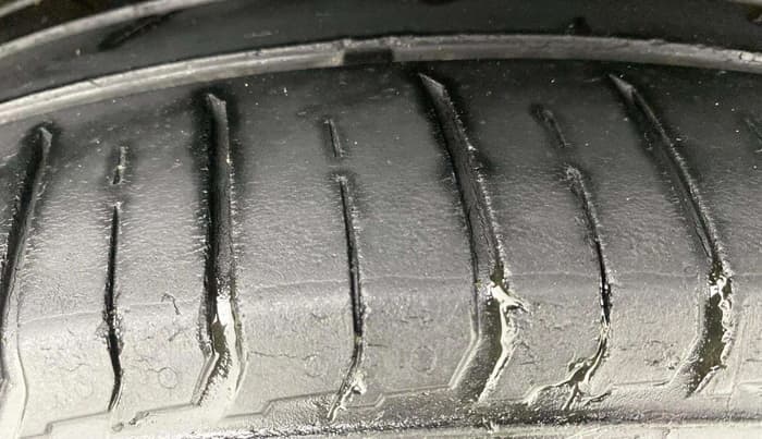 2022 Hyundai VENUE S (O) 1.0 TURBO IMT, Petrol, Manual, 58,193 km, Right Rear Tyre Tread