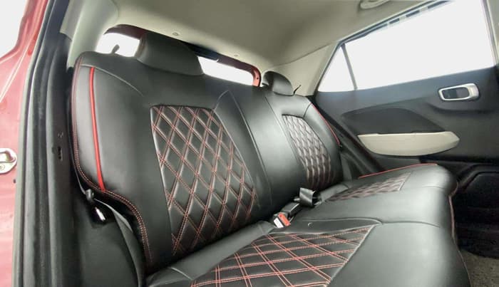 2022 Hyundai VENUE S (O) 1.0 TURBO IMT, Petrol, Manual, 58,193 km, Right Side Rear Door Cabin