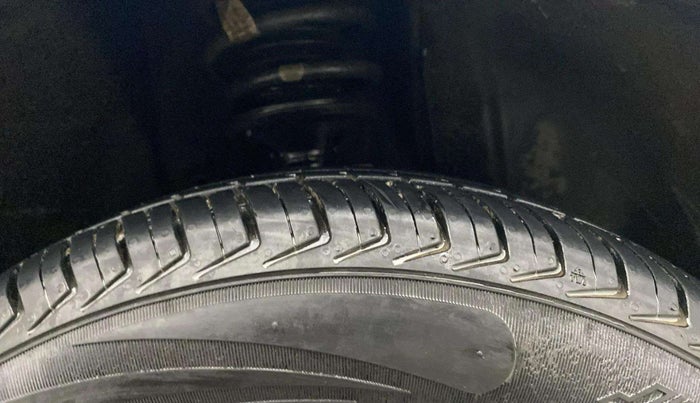2022 Maruti New Wagon-R LXI CNG 1.0, CNG, Manual, 4,029 km, Right Front Tyre Tread