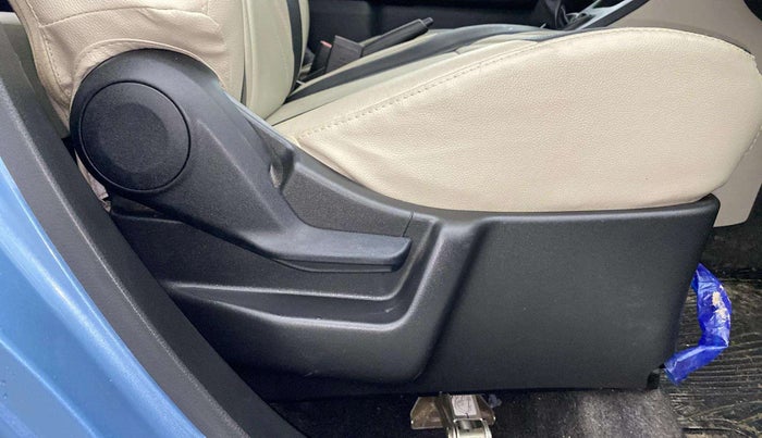 2022 Maruti New Wagon-R LXI CNG 1.0, CNG, Manual, 4,029 km, Driver Side Adjustment Panel