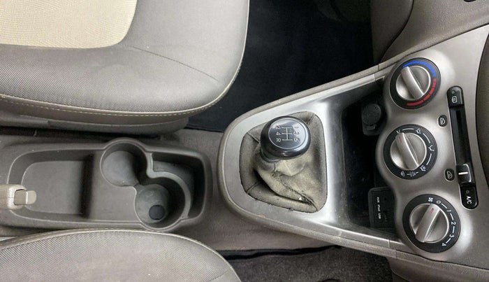 2013 Hyundai i10 SPORTZ 1.2, Petrol, Manual, 51,884 km, Gear Lever