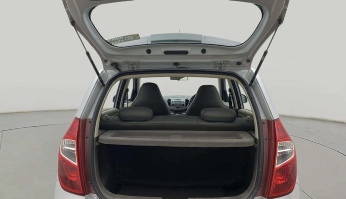 2013 Hyundai i10 SPORTZ 1.2, Petrol, Manual, 51,884 km, Boot Inside