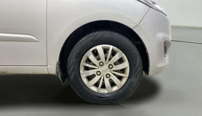 2013 Hyundai i10 SPORTZ 1.2, Petrol, Manual, 51,884 km, Right Front Wheel