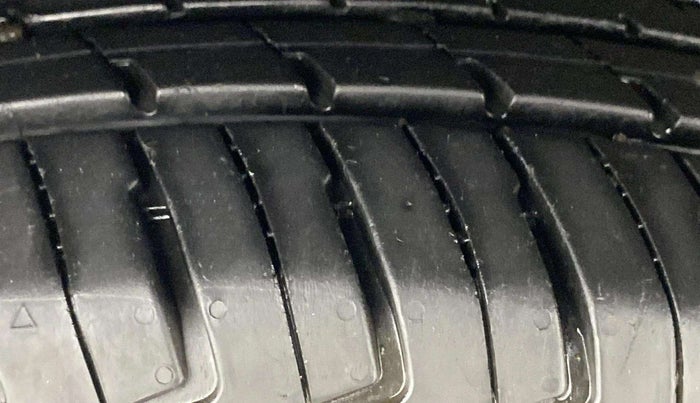 2024 Tata Tiago XE PETROL, Petrol, Manual, 13,944 km, Right Rear Tyre Tread