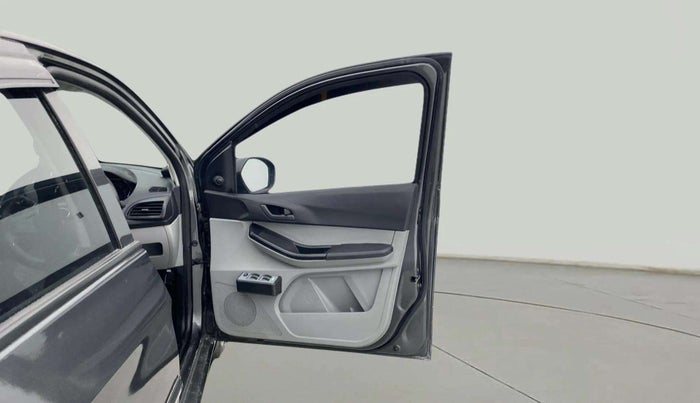2024 Tata Tiago XE PETROL, Petrol, Manual, 13,944 km, RHS Front Door