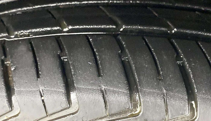 2024 Tata Tiago XE PETROL, Petrol, Manual, 13,944 km, Left Front Tyre Tread