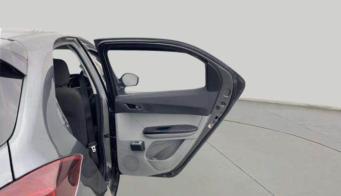 2024 Tata Tiago XE PETROL, Petrol, Manual, 13,944 km, RHS Rear Door