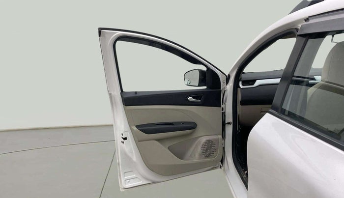 2023 Renault TRIBER RXZ, Petrol, Manual, 18,627 km, LHS Front Door