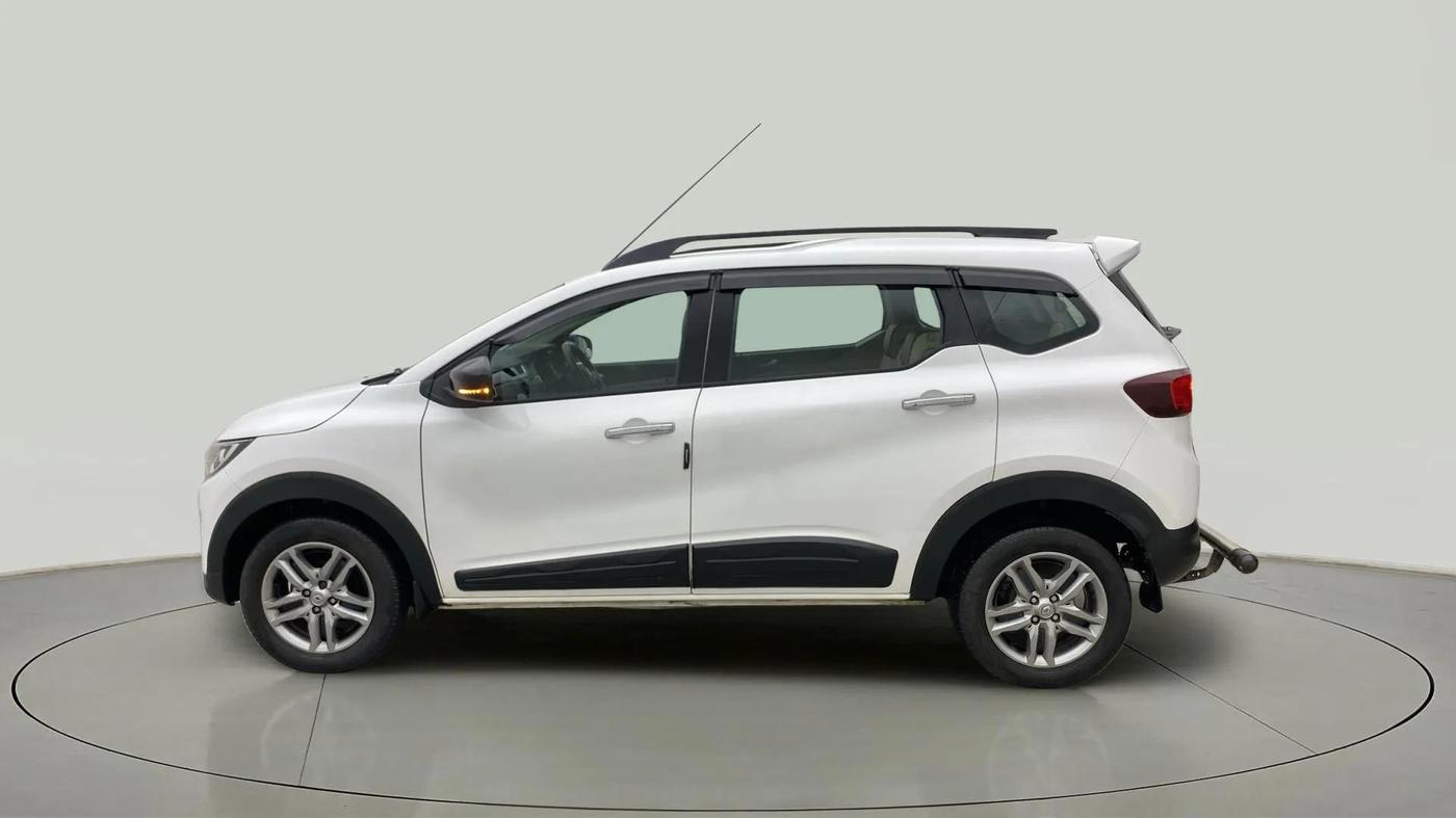 2023 Renault TRIBER RXZ, Petrol, Manual, 18,627 km, Left Side