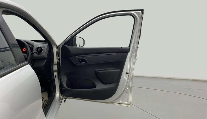 2017 Renault Kwid RXT 1.0, Petrol, Manual, 55,086 km, RHS Front Door