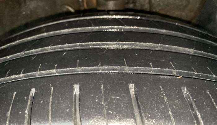 2018 Hyundai Elite i20 ASTA 1.2 (O), Petrol, Manual, 21,408 km, Right Front Tyre Tread