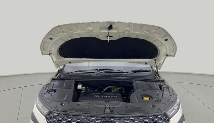 2020 MG HECTOR PLUS SHARP 1.5 PETROL TURBO HYBRID MT 6-STR, Petrol, Manual, 46,537 km, Open Bonet