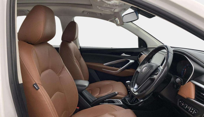 2020 MG HECTOR PLUS SHARP 1.5 PETROL TURBO HYBRID MT 6-STR, Petrol, Manual, 46,537 km, Right Side Front Door Cabin