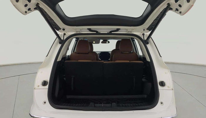 2020 MG HECTOR PLUS SHARP 1.5 PETROL TURBO HYBRID MT 6-STR, Petrol, Manual, 46,537 km, Boot Open Zoomed View