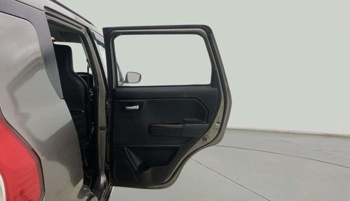 2022 Maruti New Wagon-R VXI CNG 1.0, CNG, Manual, 47,081 km, RHS Rear Door