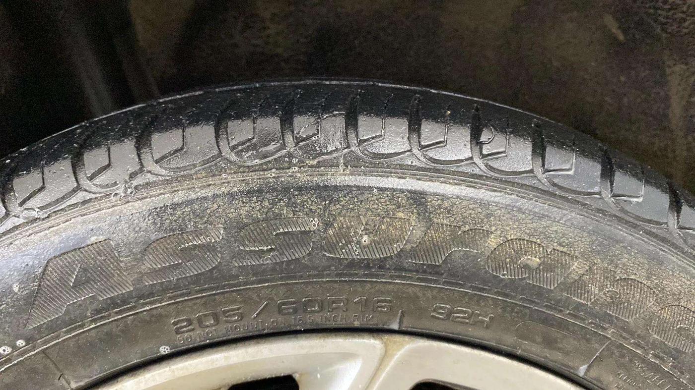 2014 Ford Ecosport TITANIUM 1.5L PETROL, Petrol, Manual, 68,713 km, Right Rear Tyre Tread